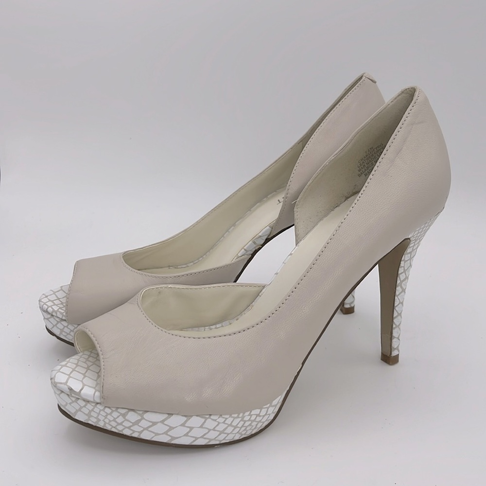 Nine West - women’s Charlotteo leather Peep toe heels nude platform shoes‎ 7.5